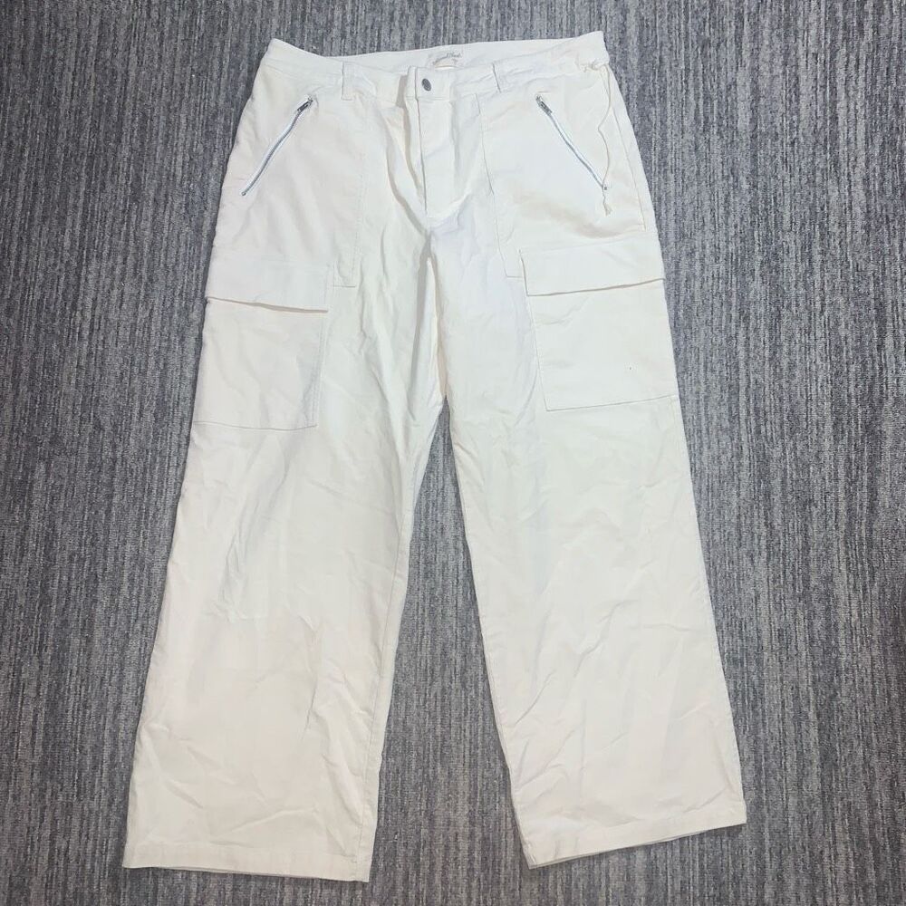 Universal Thread Women's Size 17 White Pull‎ On Cargo Style Pants Loungewear
